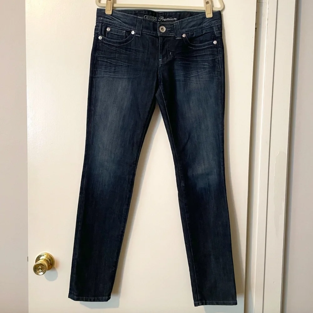 GUESS PREMIUM Dark Wash Skinny Leg Jeans - Size 30 - Picture 1 of 9